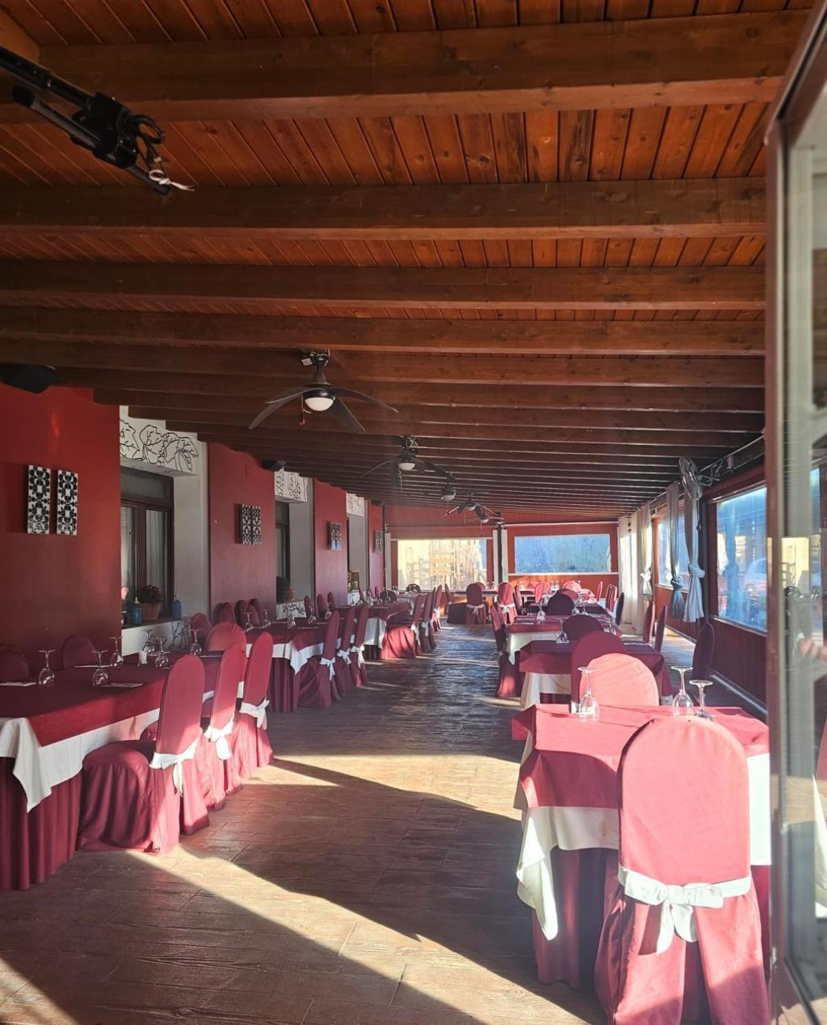 Hotel Restaurante El Patas Corral de Almaguer 외부 사진